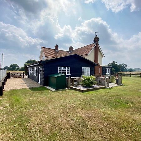 Vila Near Woodbridge The Annexe Eyke Fantastic Views With Dog Secure Garden And Paddock Exteriér fotografie