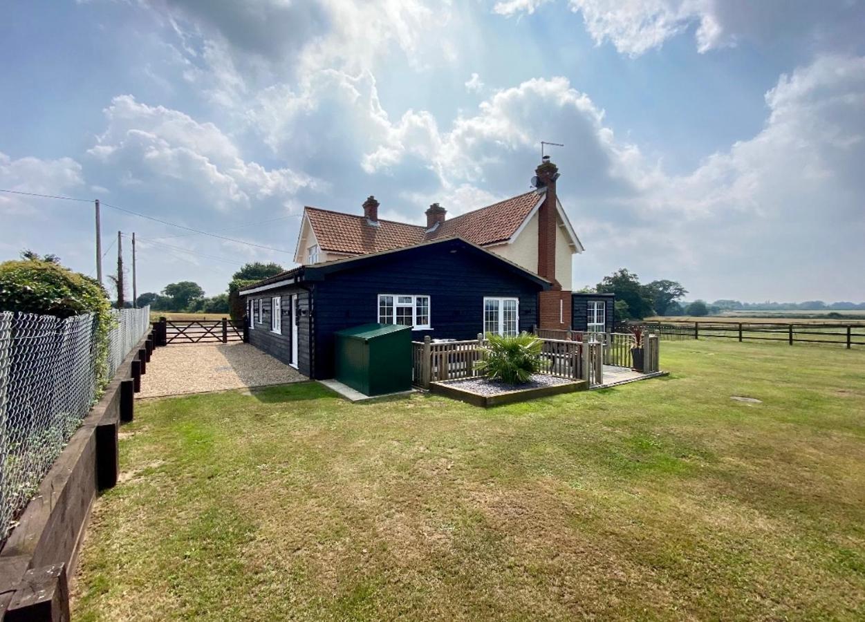 Vila Near Woodbridge The Annexe Eyke Fantastic Views With Dog Secure Garden And Paddock Exteriér fotografie